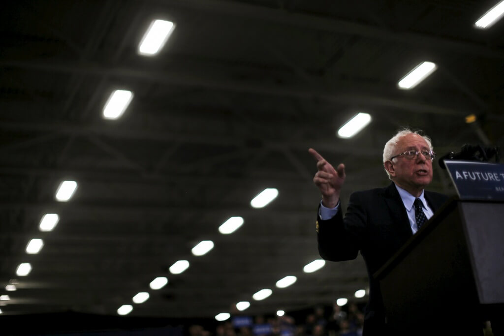 Democratic U.S. presidential candidate Bernie Sanders speaks at a campaign rally in Warren, Michigan, March 5, 2016. REUTERS/Jim Young
