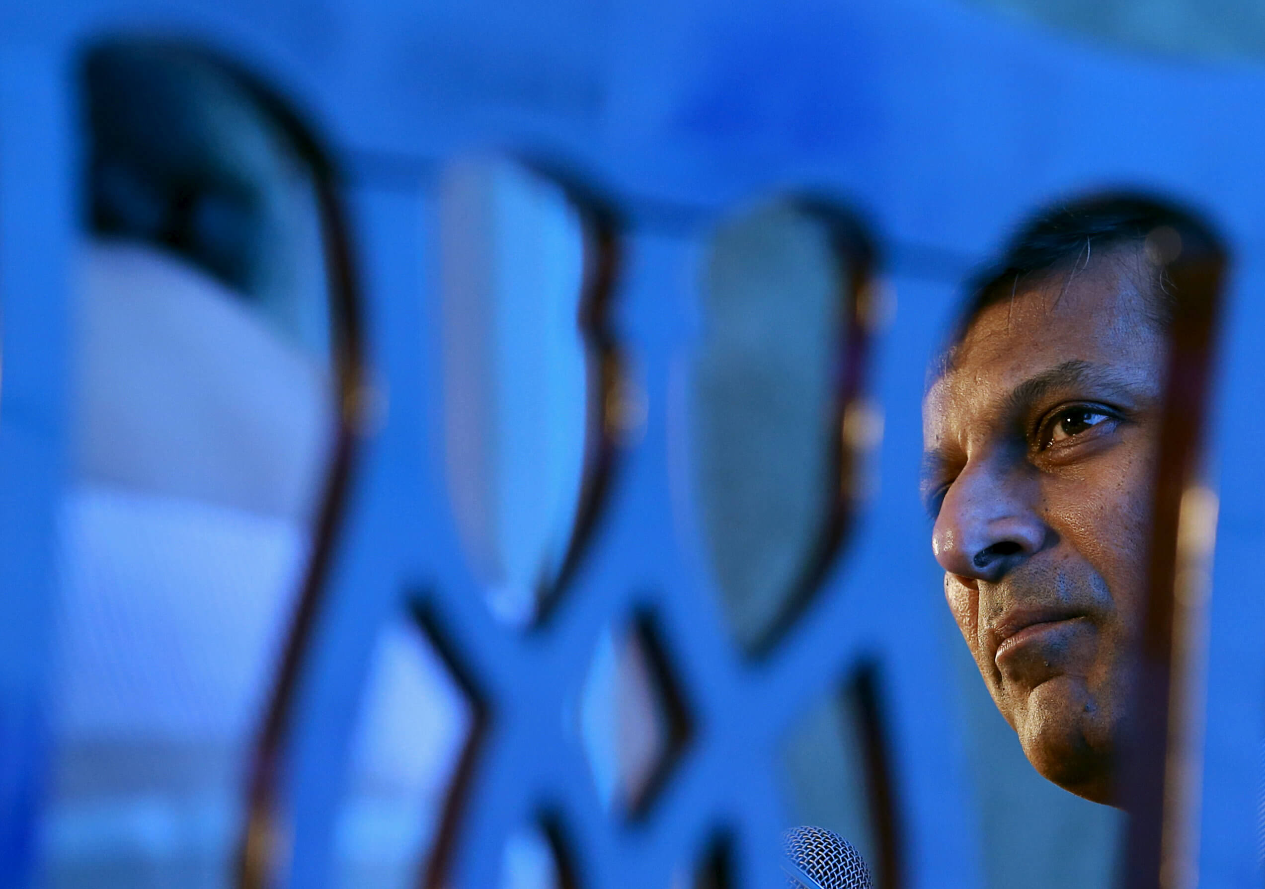 Reserve Bank of India (RBI) Governor Raghuram Rajan attends an industry event in Mumbai, India, August 20, 2015. REUTERS/Danish Siddiqui/File Photo