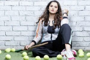 Several former players, including Sania Mirza, extend support to protesting wrestlers