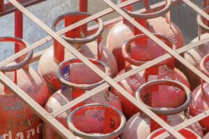 Price of commercial LPG cylinder reduced by Rs 171.5